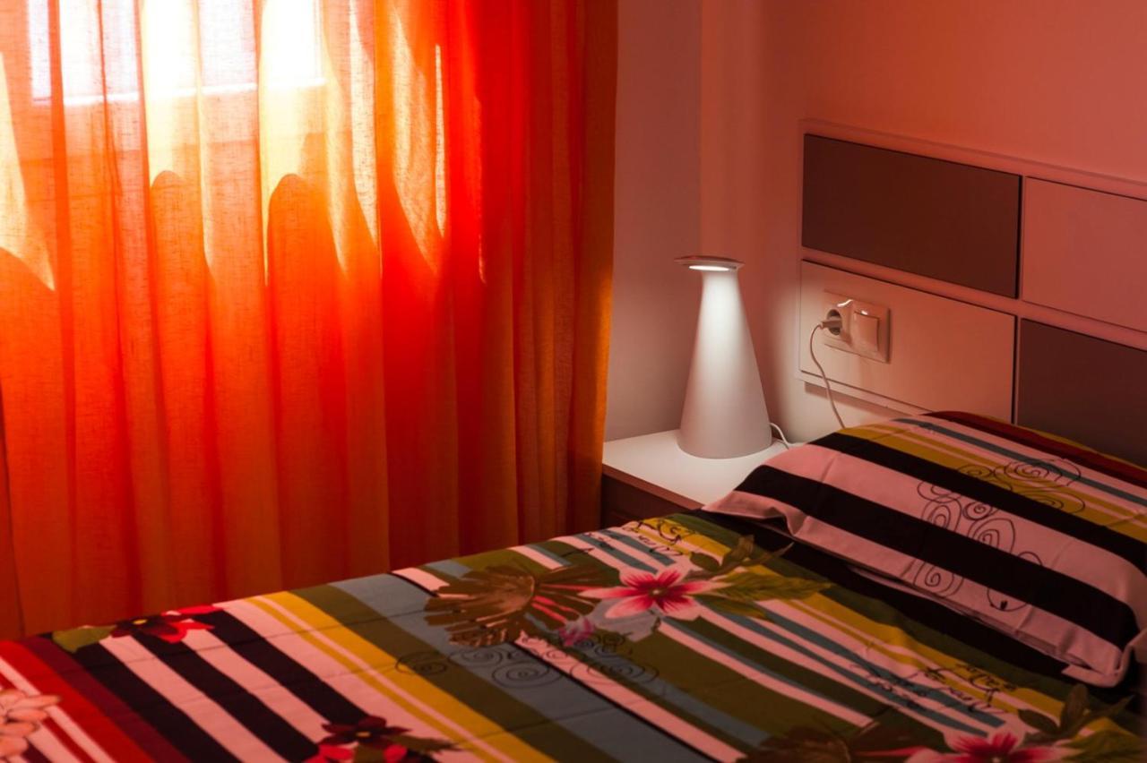 Tuttifruttiaapt Nerja Extérieur photo